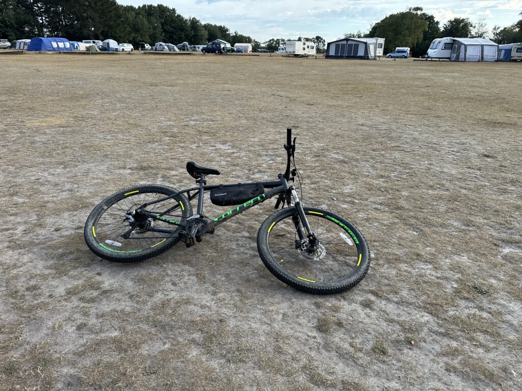 Dumped Bike @ Homesly