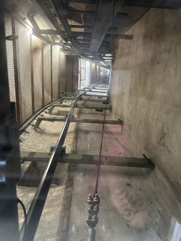 Neues Rathaus Hannover - Lift Shaft