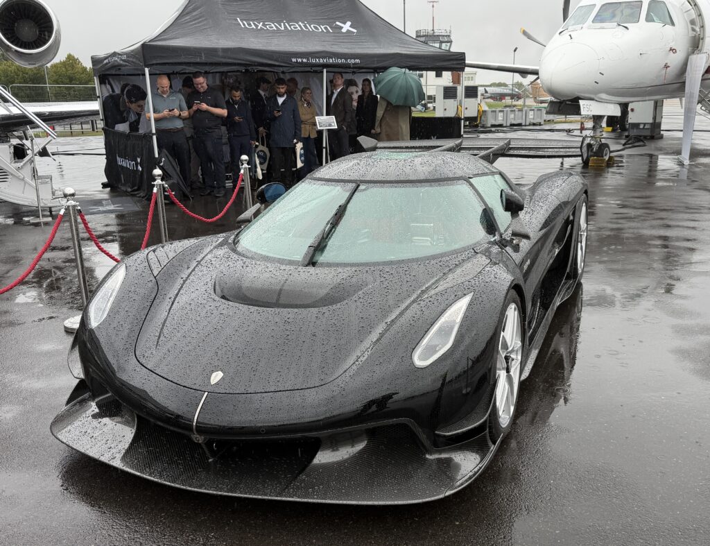 Koenigsegg Jesko Attack